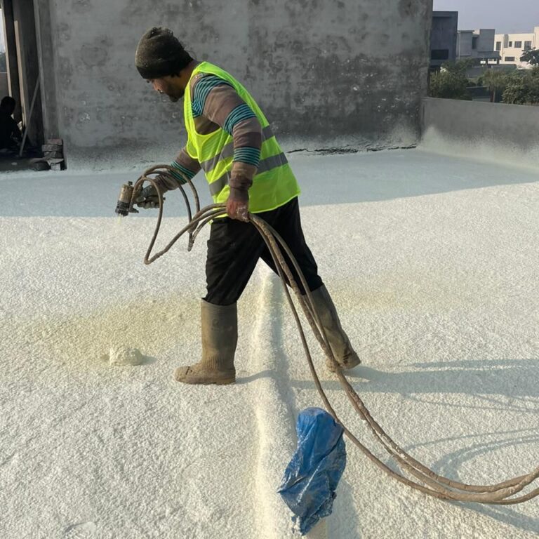 PU Foam Spray benefits – roof heat insulation, waterproofing, and energy savings