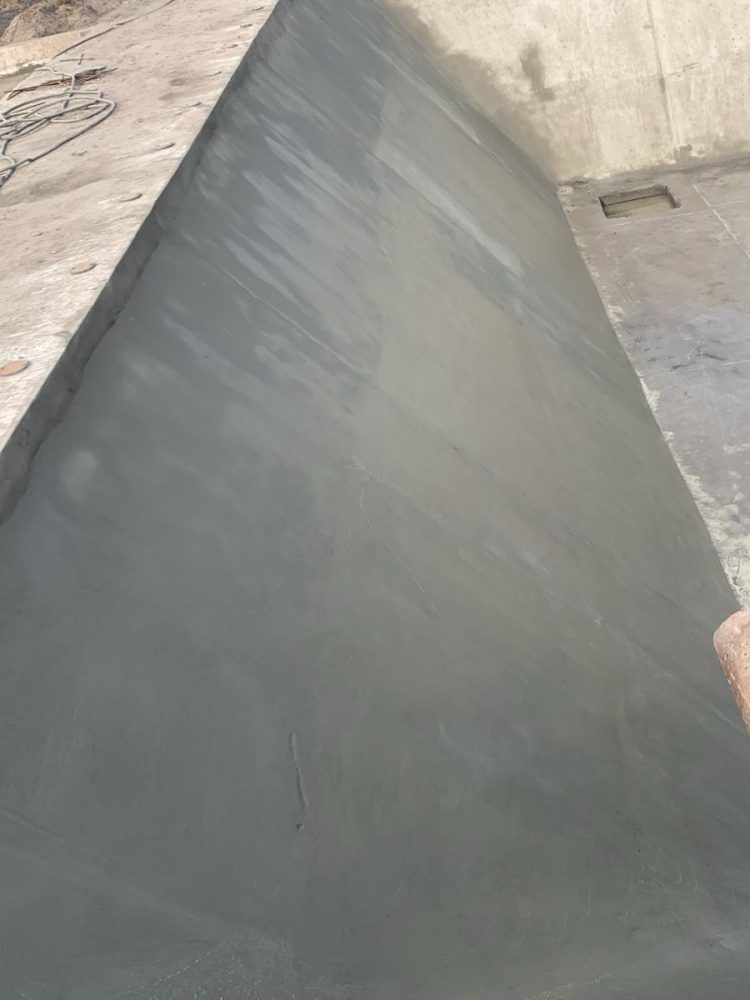 Wall of Safina Shugar Mill tank after Coating